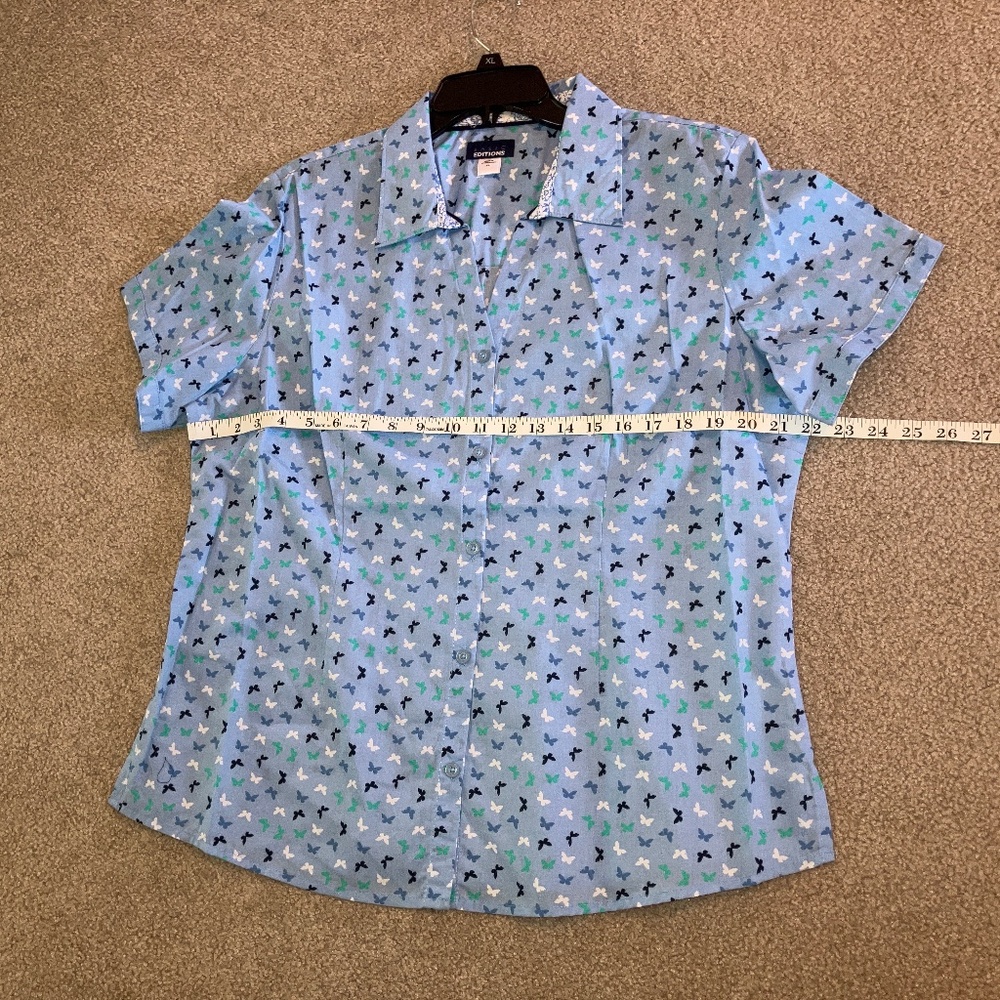 size XL, bust up to 44β inches, new condition, butterfly π¦ button down - Picture 11 of 14